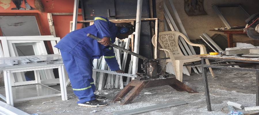 CC622 cession entreprise fabrication menuiserie .jpg